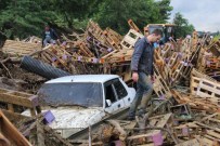 Savaş Alanına Dönen Yolda İstanbul Yönü Kapatıldı