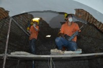 Ayaş'ta 2 Tarihi Yapı Restore Ediliyor