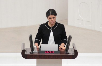 Dilek Öcalan yemin etti