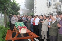 İMDAT SÜTLÜOĞLU - Secdede Ruhunu Teslim Etti