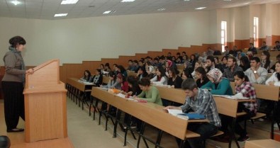 Selçuk'ta İlk Kez Yaz Okulu Uygulaması Başlıyor