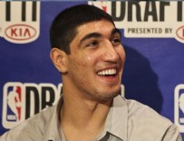 HAKAN ŞÜKÜR - Şükür'ün desteklediği Enes Kanter'in üstü çizildi