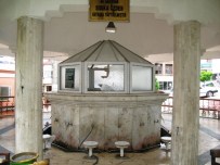 KUBBE - Tokat'ta Şadırvanın İçler Acısı Hali