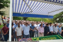 ŞEKER HASTASı - Belediye Başkanı Duymuş'un Annesi Vefat Etti