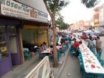 CUMA KÖSE - Cadde Esnafı Birlik-Beraberlik İftarında Buluştu