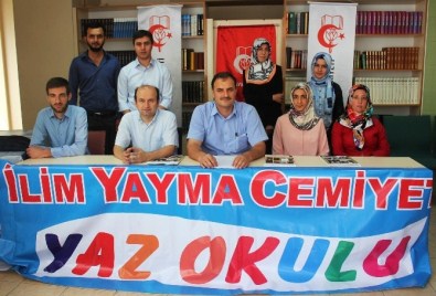 İlim Yayma Cemiyeti'nin Yaz Okulu Başlıyor