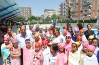 Kayapınar Belediyesi'nden Çocuklara Yüzme Kursu