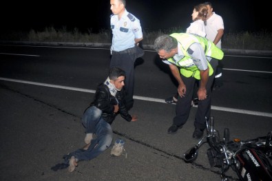 Kayseri'de Otomobil İle Motosiklet Çarpıştı Açıklaması 2 Yaralı