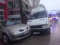 EKREM AKTAŞ - Terme'de Trafik Kazası Açıklaması 1 Yaralı