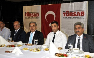 TÜRSAB Byk Başkanı Şirin'den Vali Büyük Ve Turizmcilere İftar Yemeği