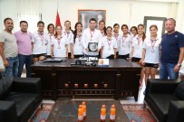 YALıKAVAK - Yalıkavakspor Hentbol Takımı'ndan Başkan Kocadon'a Ziyaret