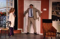 SERKAN ACAR - Akıl Defteri'ne Sığmayan Oyun Aliağa'da Sahne Aldı