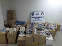 KOL SAATI - İzmir'de Kaçak Kol Saati Operasyonu