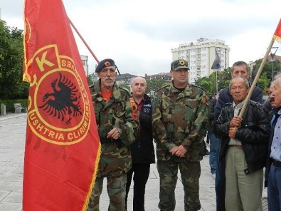 Kosova, Savaş Suçları Mahkemesi'nin Kurulmasına Tekrar 'Hayır' Dedi