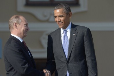Obama İle Putin Ukrayna Krizini Görüştü