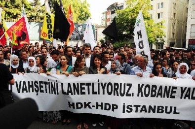 Taksim'de HDP'lilerden IŞİD Protestosu
