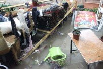 Kırşehir'de Yağış Sonrası Esnaf Yaralarını Sarıyor