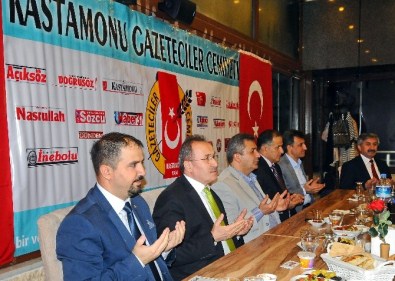 Kgc, Üyelerini İftarda Buluşturdu