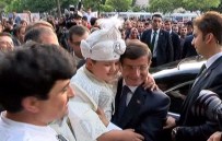 SELÇUKLULAR - Sünnet Olan Çocuğa Harçlık Verdi