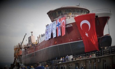 Yalova'da Gemi İndirme Töreni