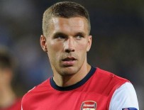 Lukas Podolski bitti gibi!