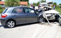 AYŞE DUMAN - Sakarya'da Trafik Kazası Açıklaması 5 Yaralı