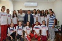 ALEYNA - Aydınlı Bayan Voleybolcular Adını Finale Yazdırdı