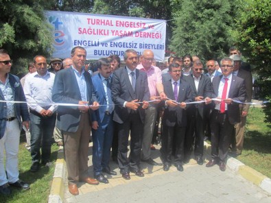 'Engelli Ve Engelsiz Bireyleri Buluşturuyoruz' Etkinliği