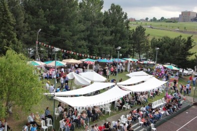 Final Okulları'nda Coşkulu Şenlik