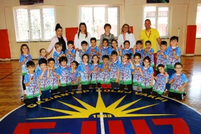 GKV'lilerden Minikler Olimpiyatı