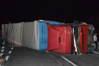 (Kocaeli-Özel) Mültecileri Taşıyan Otobüs İle Tır Kaza Yaptı