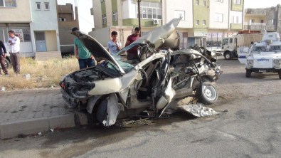 Mardin'de Otomobille Kamyon Çarpıştı Açıklaması 1 Ölü, 2 Yaralı