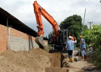 UMURLU - Umurlu'nun 10 Yıldır Beklenen Kanalizasyon Sorunu Çözülüyor