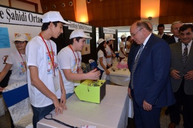 Vali Çiçek 7. Bilim Şenliği'nin Açılışını Yaptı