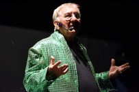 CANDAN ERÇETİN - 'Asi Kuş' Aliağa'ya Kondu