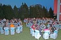 OLİMPİK HAVUZ - Duman, Gönüllü Gençleri İftarda Ağırladı