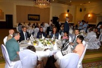 KORUYUCU AİLE - Koruyucu Aileler Ve Çocuklar İftar Yemeğinde Buluştu