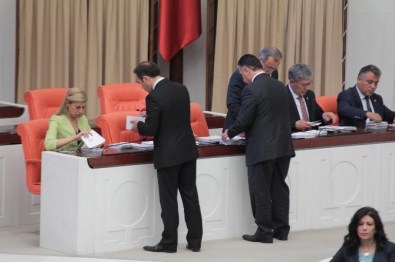 Meclis Başkanlığı Seçiminde İkinci Turdan Da Sonuç Çıkmadı