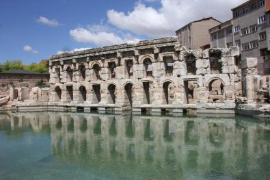 Sarıkaya'daki Tarihi Roma Hamamı Tanıtılacak