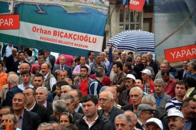 AK Parti Mitingi'nde 'Bozkurt İşareti' Gerginliği