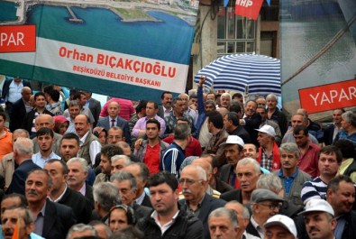 AK Parti Mitinginde 'Bozkurt İşareti' Gerginliği