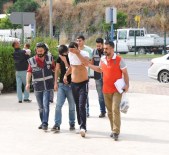 KOL SAATI - Antalya'da Villa Hırsızları Yakalandı