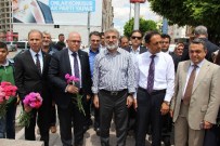 TANER YILDIZ - Bakan Taner Yıldız, Esnafı Ziyaret Etti