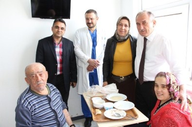 Başkan Yılmaz, Hastalara Moral Oldu