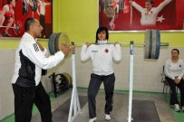 TALAT ÜNLÜ - Türk Sporu'nun Geleceği Onlara Emanet