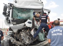 HÜSEYİN ŞAHİN - Adana'da Trafik Kazası Açıklaması 1 Ölü, 1 Yaralı
