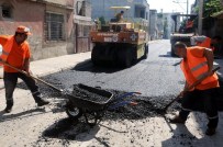 Akdeniz'de Asfalt Çalışmaları Devam Ediyor