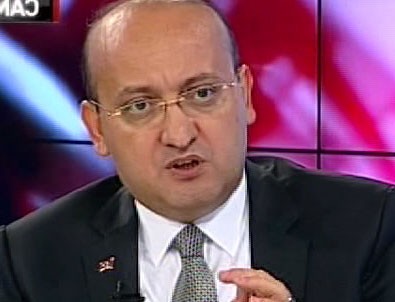 Akdoğan: Dağda dize getiremediniz, şehirde mi dize getireceksiniz?