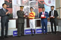 YARIŞ ATI - Ankara Hipodromu'nda 'Jandarma Koşusu' Yapıldı