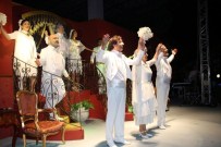 ŞAHNAZ ÇAKIRALP - Bu Kez Nejat Uygur'suz Sahnelendi